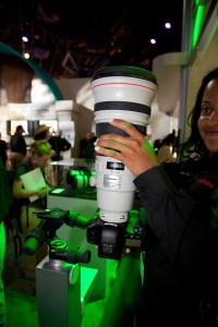 Chris Gampat Canon EXPO 2010 ThePhoblographer Prime lenses (4 of 7)