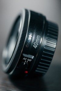 Canon EF 40mm f/2.8 STM