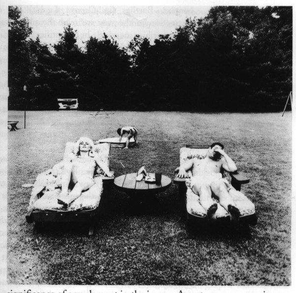diane-arbus-a-family-on-their-lawn-one-sunday-in-westchester-new-york-1969
