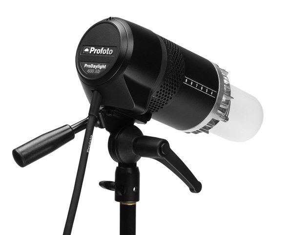 Profoto Shows Off New ProDaylight 400 and ProDaylight 200 Continuous Lights