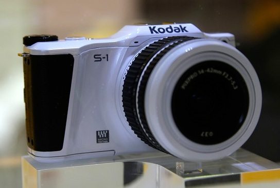 Kodak-S-1-Micro-Four-Thirds-mirrorless-camera