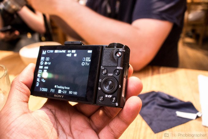 Chris Gampat The Phoblographer Sony RX100M2 product photos first impressions (5 of 8)ISO 32001-20 sec at f - 4.5