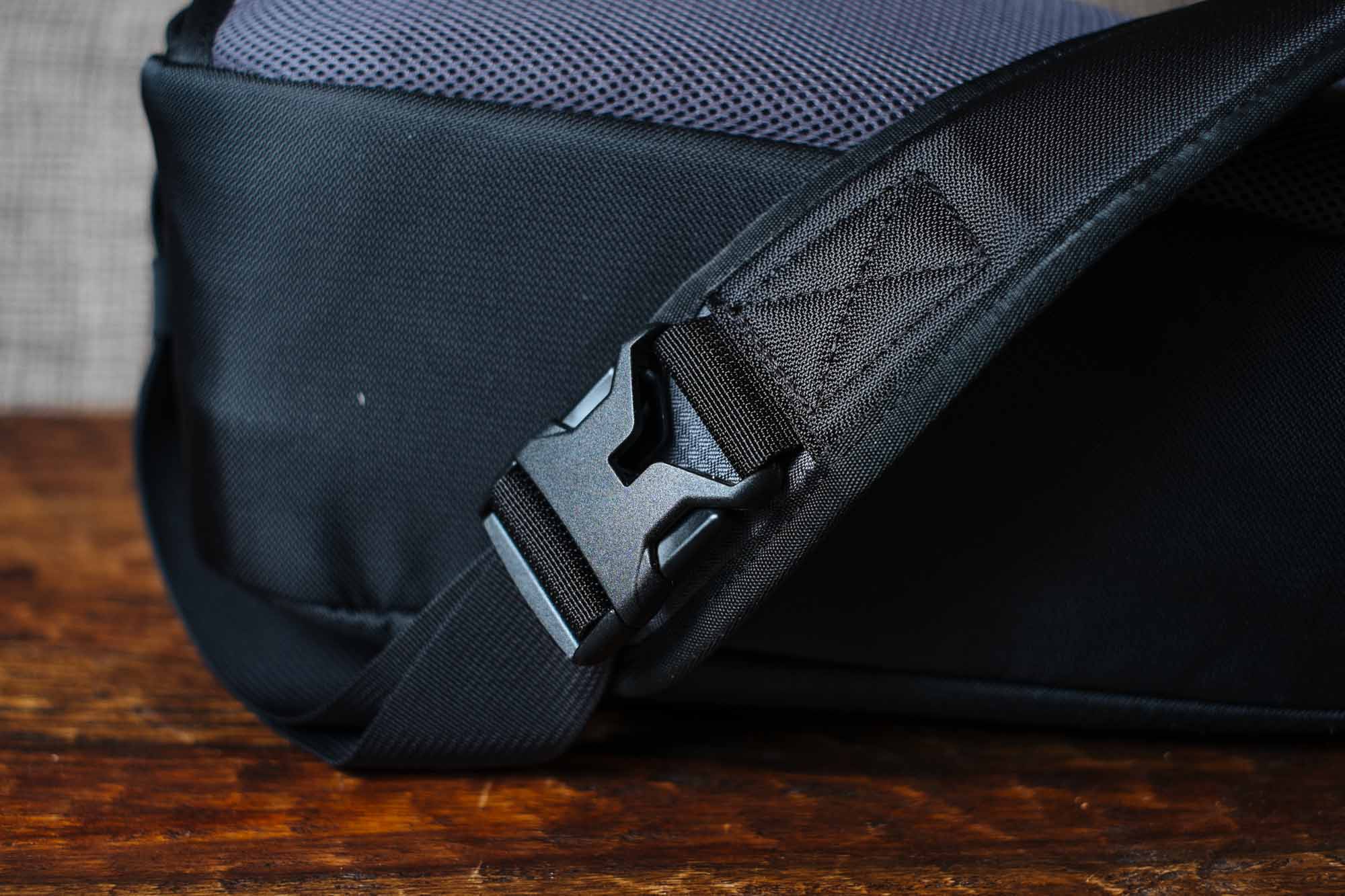 Review: Think Tank Turnstyle 20 Sling Bag - The Phoblographer