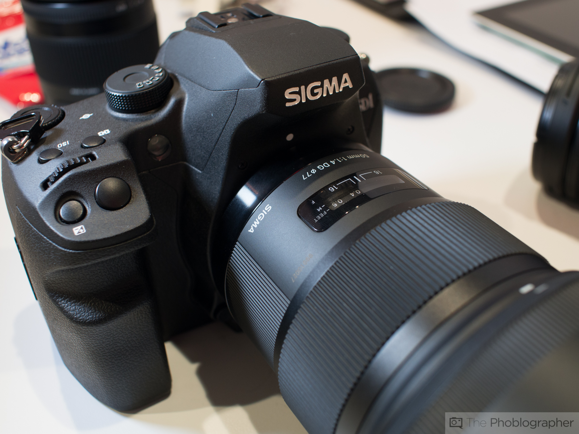 Sigma 50mm sony. Canon 50d Sigma 10-20 f3.5. 35 Мм or 50mm. Sigma 2022. Sigma фото.