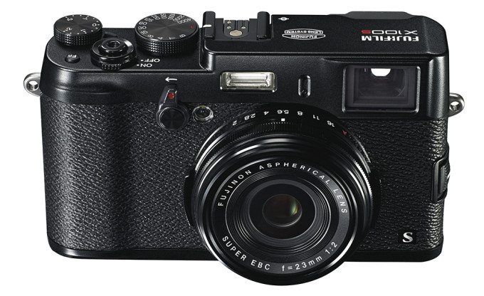 Kevin Lee The Phoblographer Fujifilm X100s Black Product Images 1