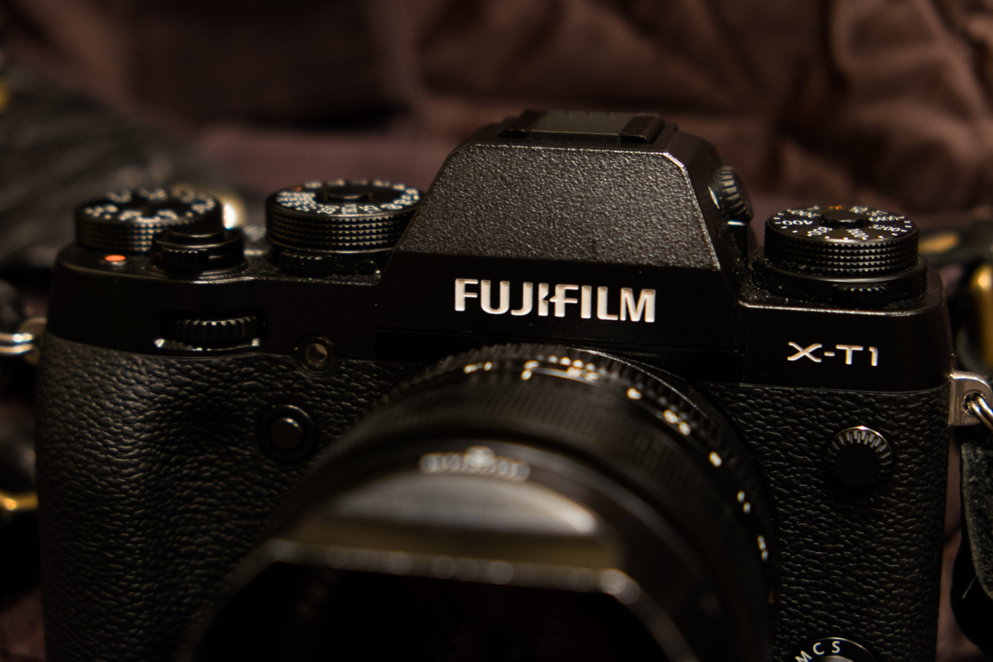 Fujifilm Starts Fixing Light Leak Problems on the X-T1