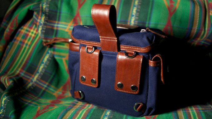 Kevin Lee The Phoblographer Holdfast Explorer Lens Pouch Product Images 1