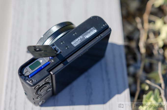 Kevin-Lee The Phoblographer Sony RX100 Mark III Product Images (8 of 9)