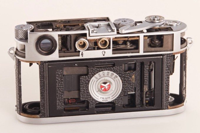 Leica M3 Cutaway (3)