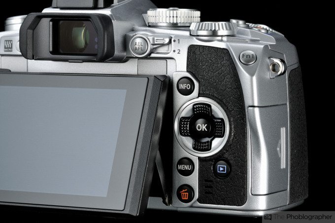 Chris Gampat The Phoblographer Olympus EM1 in silver (11 of 17)