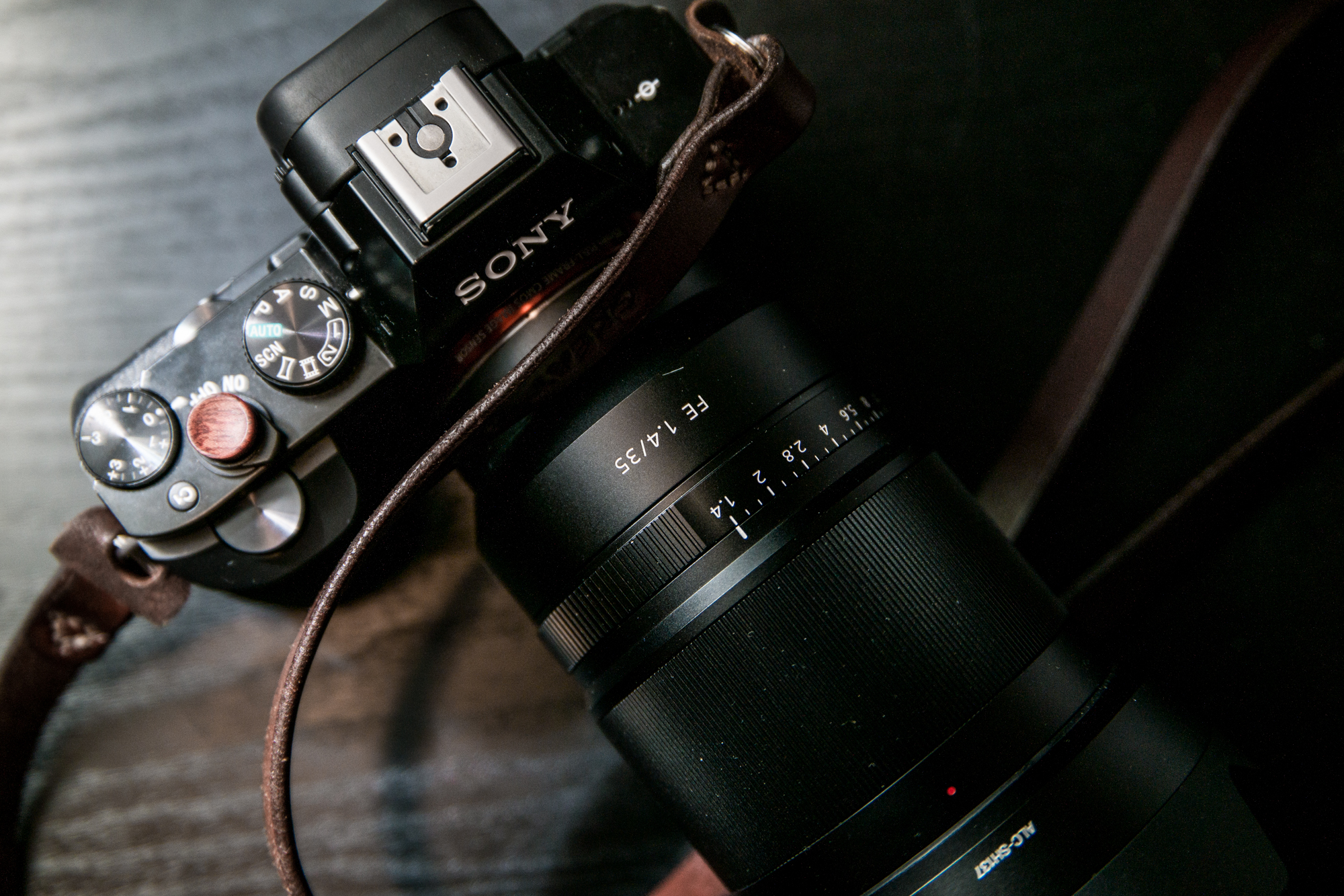 13 Great Lenses for Capturing Candid Photos