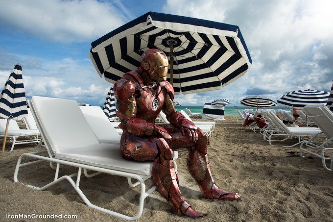 9_Iron_Man_Grounded_miami_beach_raffael_dickreuter
