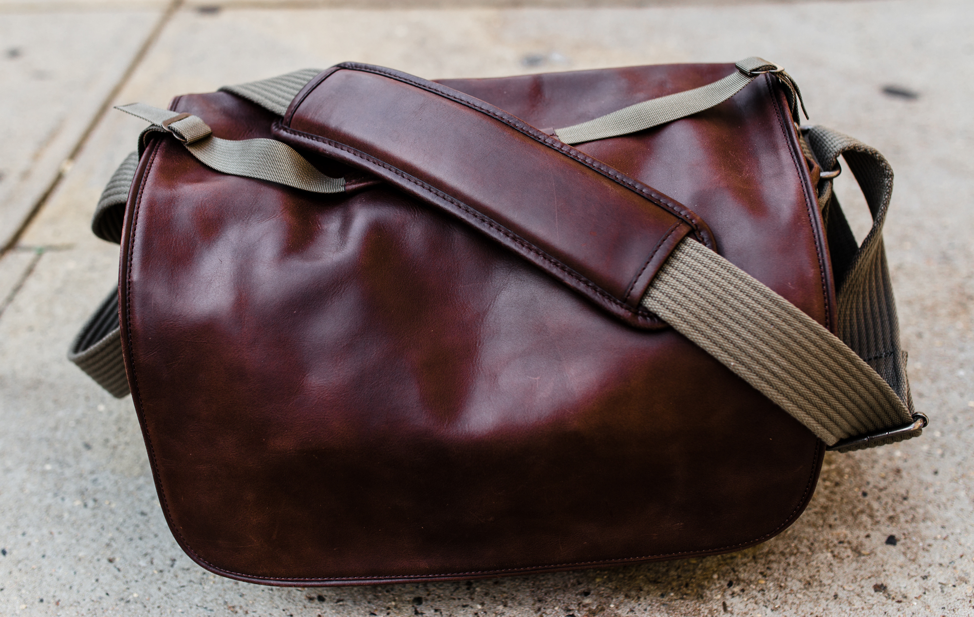 Review: Think Tank Retrospective 30 Leather