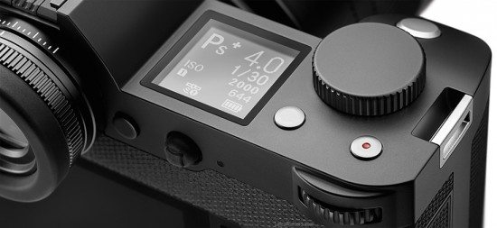 Leica-SL-Typ-601-mirrorless-full-frame-camera-top-LCD-screen-550x253