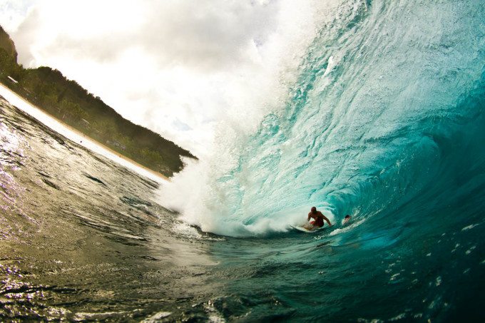 shane dorian surfing pipeline december 2012
