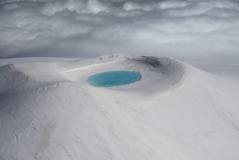 Iceland crater pool