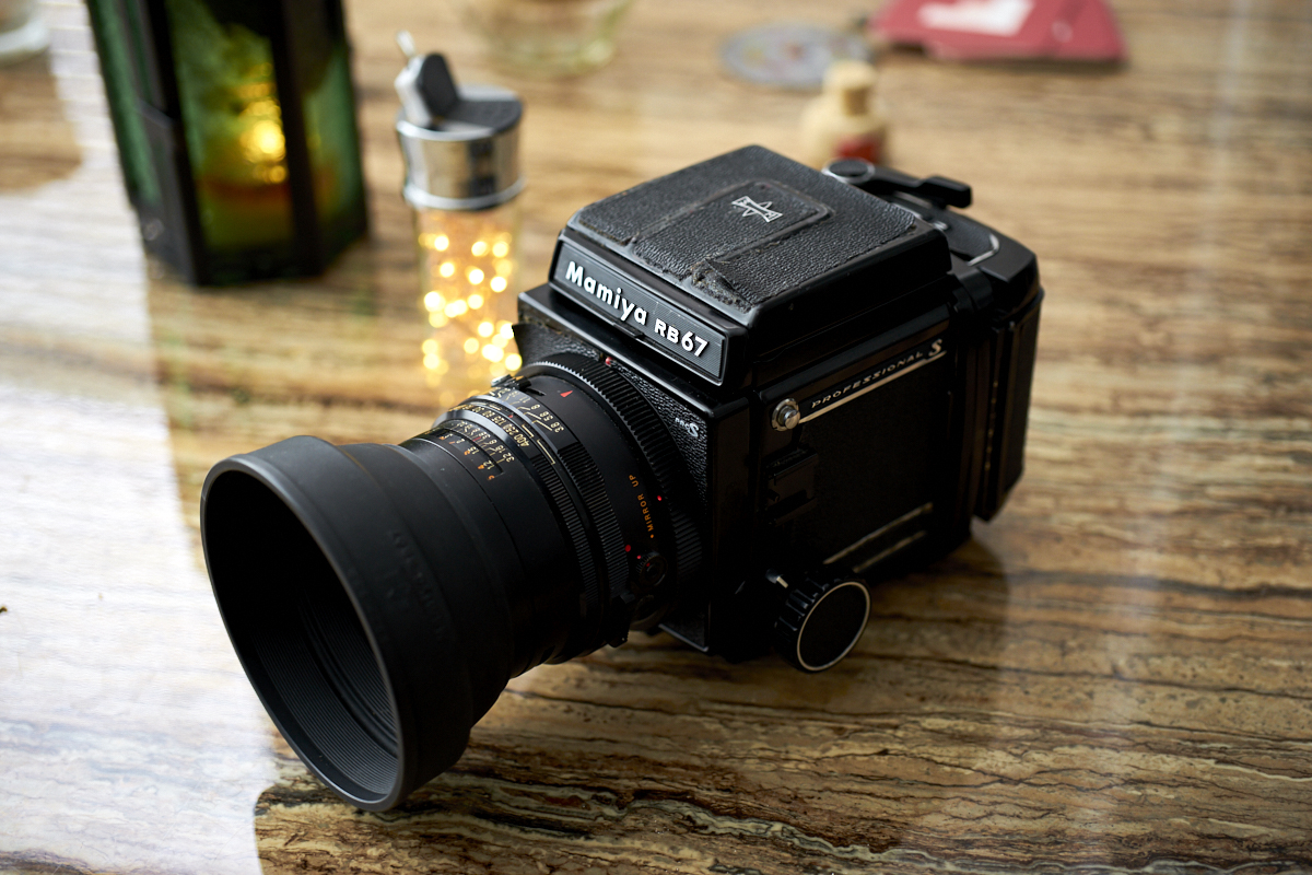 Chris Gampat The Phoblographer Mamiya RB67 Pro-S Review product images 2