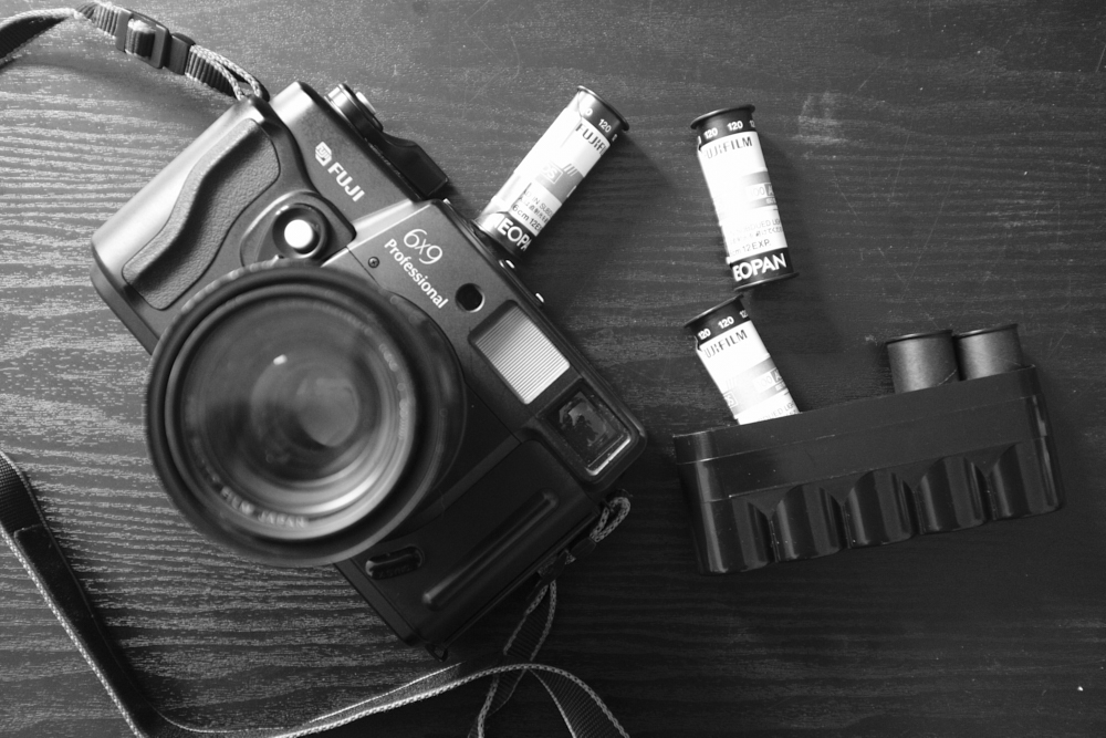 Chris Gampat The Phoblographer Fujifilm Acros 100 product photos 2