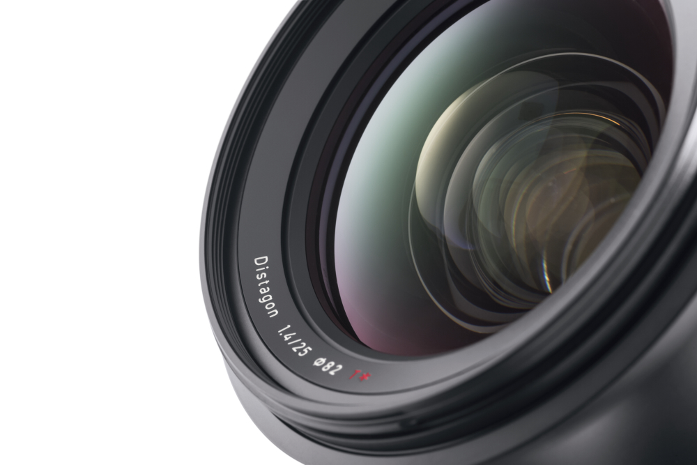 Chris Gampat The Phoblographer Zeiss 25mm f1.4 Milvus lens announcement product photos