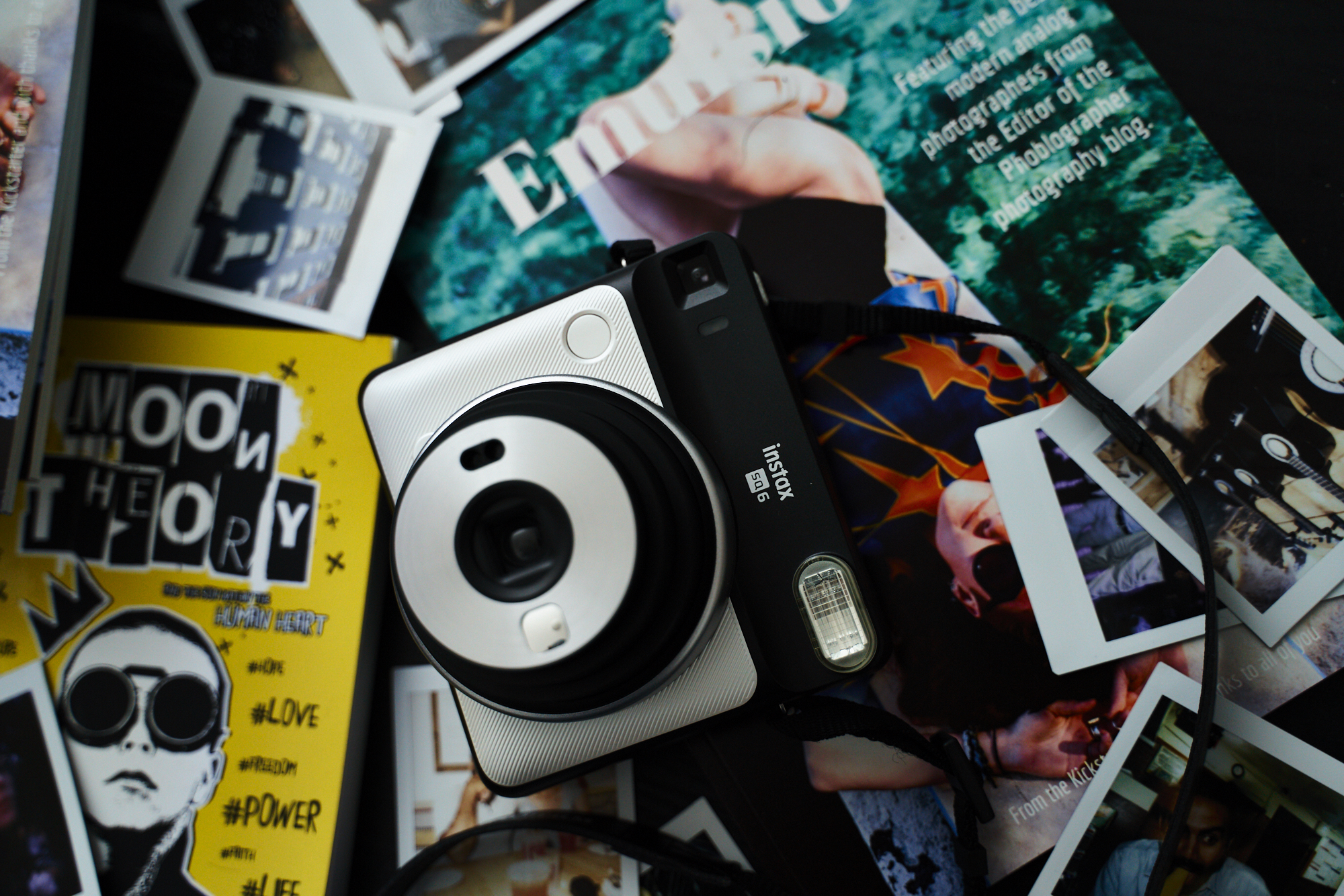 Chris Gampat The Phoblographer Fujifilm Instax Square SQ6 review product images 6
