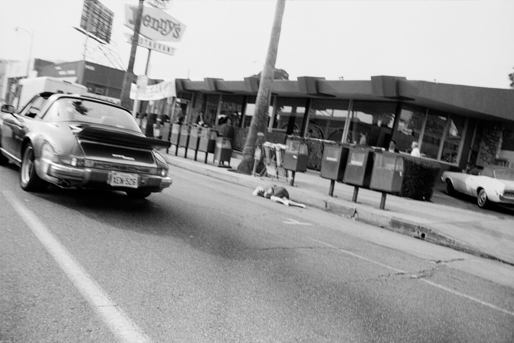 5 Garry Winogrand Street Photography Composition Lessons