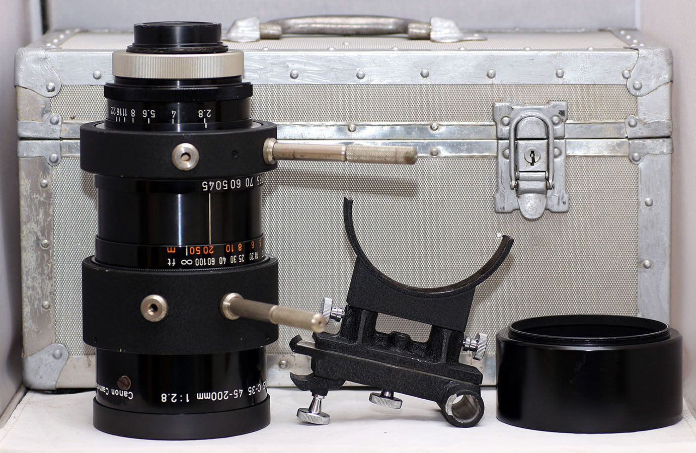 The Rarest Prototype Canon Lens on Earth Is Yours for $29,999