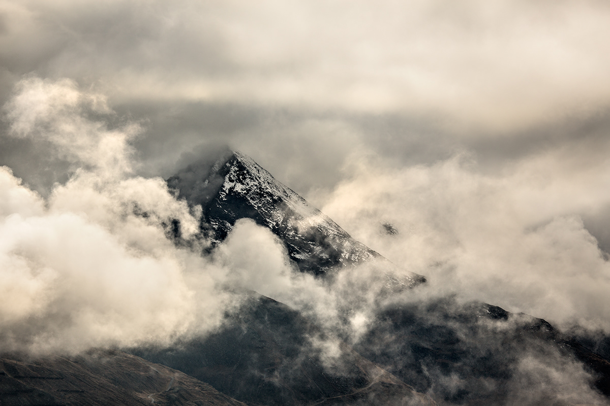 Przemyslaw Kruk Shares His “Misty Impressions” of Austria’s Ötztal Alps