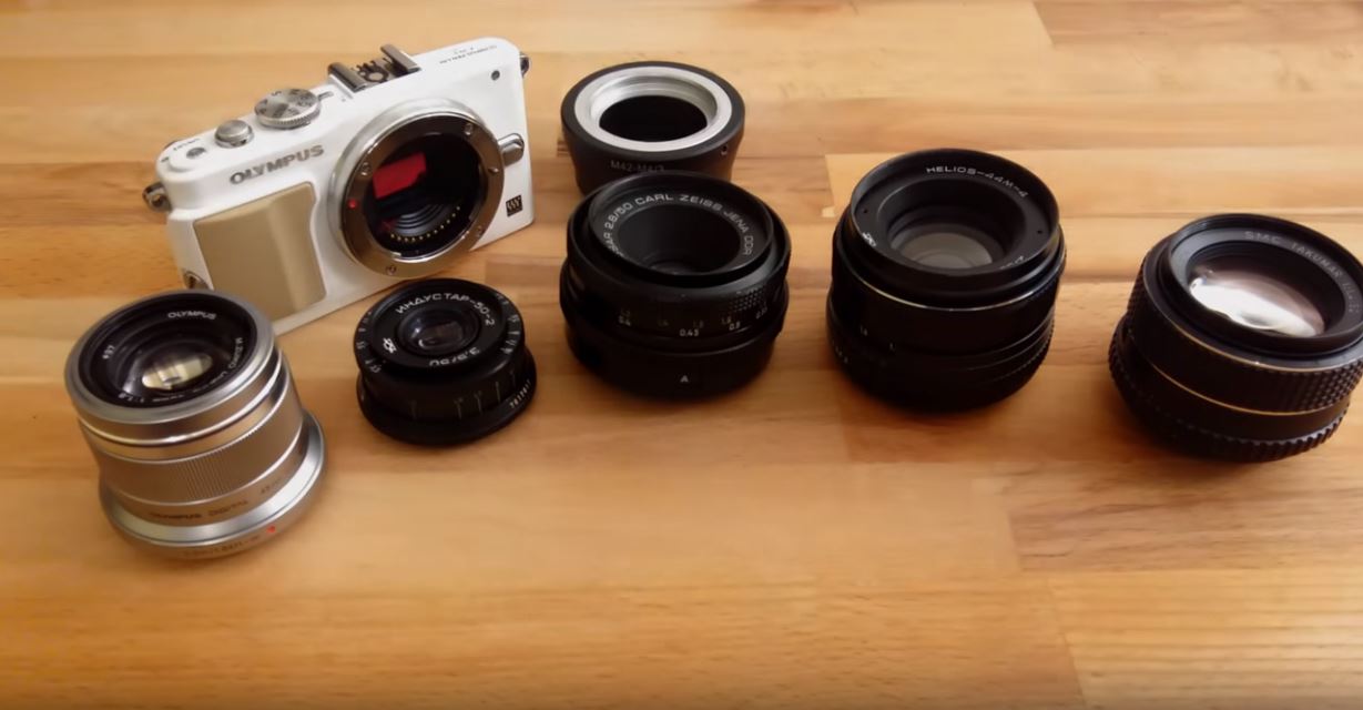 A Quick Comparison of the Bokeh From Budget Friendly Vintage Lenses