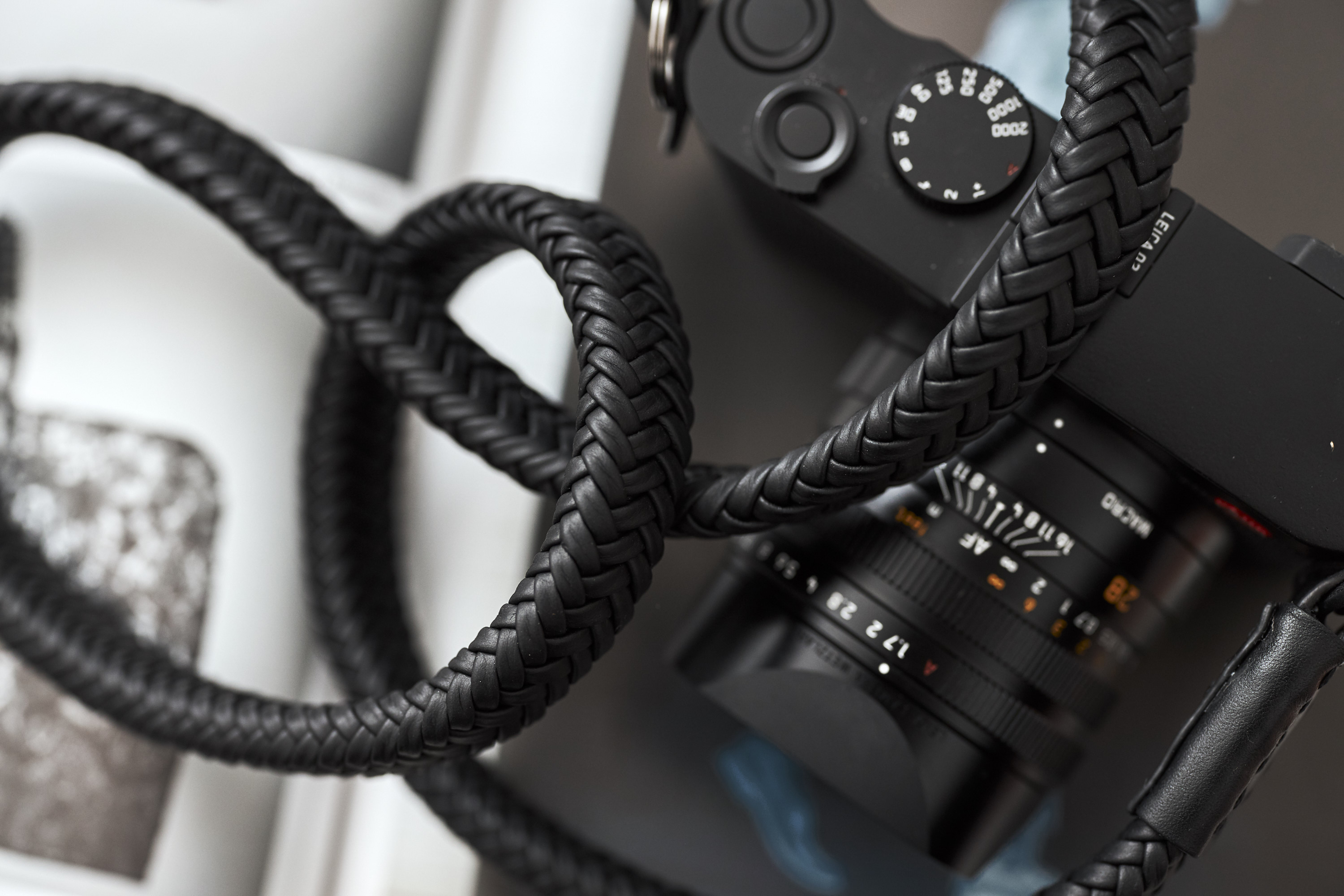 Vi Vante Matador Noir The World's Most Luxurious Leather Braided Camera  Strap