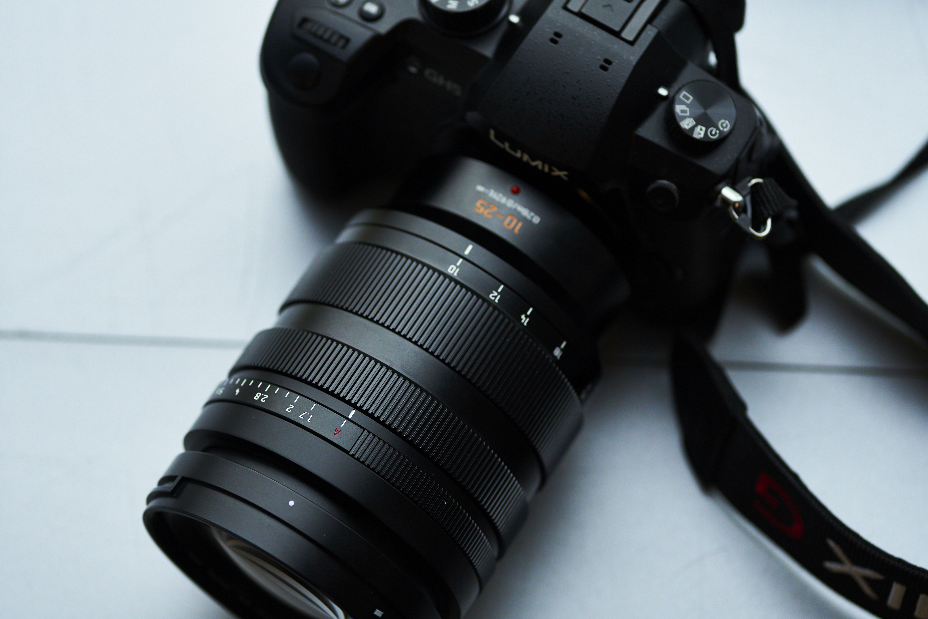 Chris Gampat The Phoblographer Panasonic Leica 10-25mm f1.7 first impressions product images 4