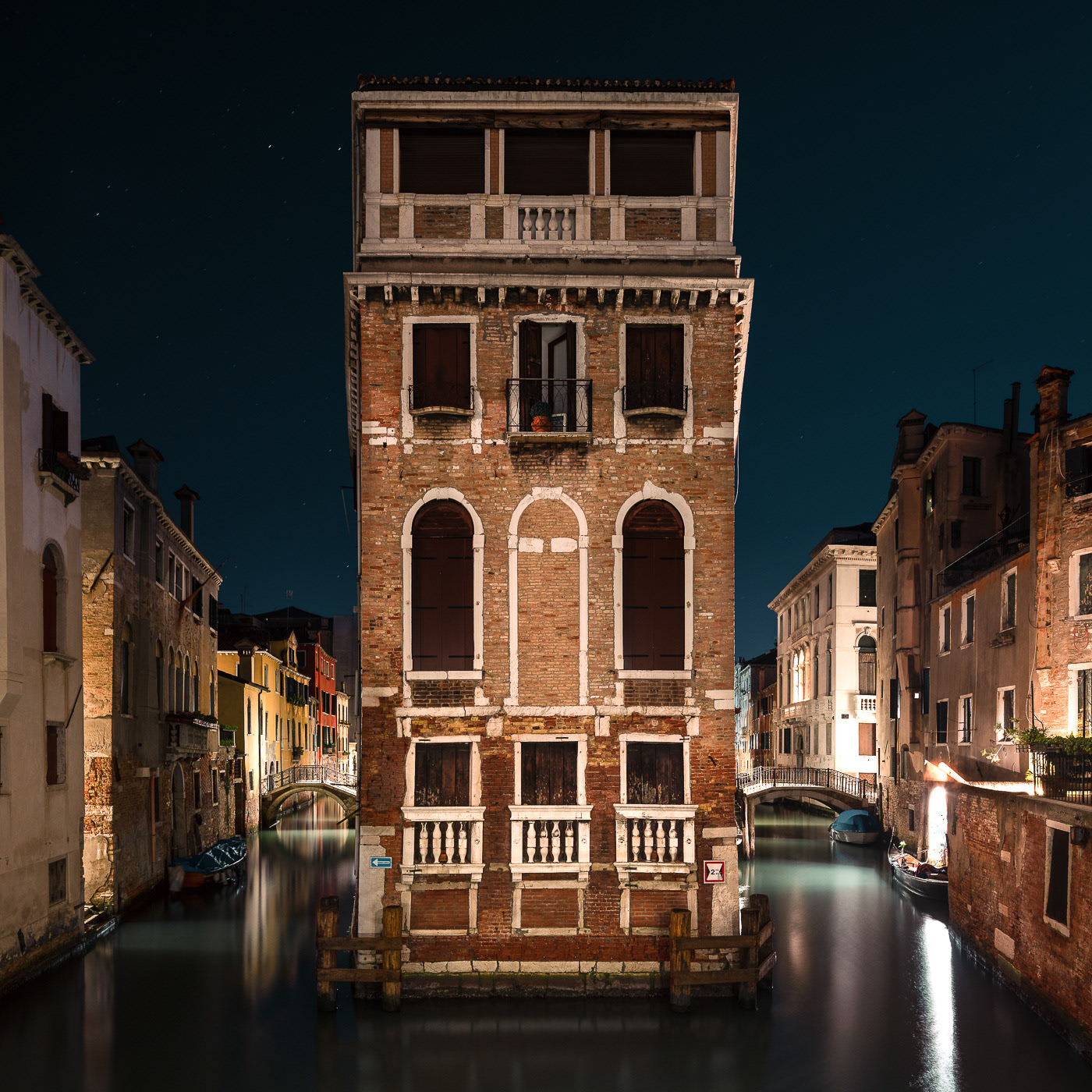 Thibaud Poirier Captures the Peaceful Beauty of “Sleeping Venice”