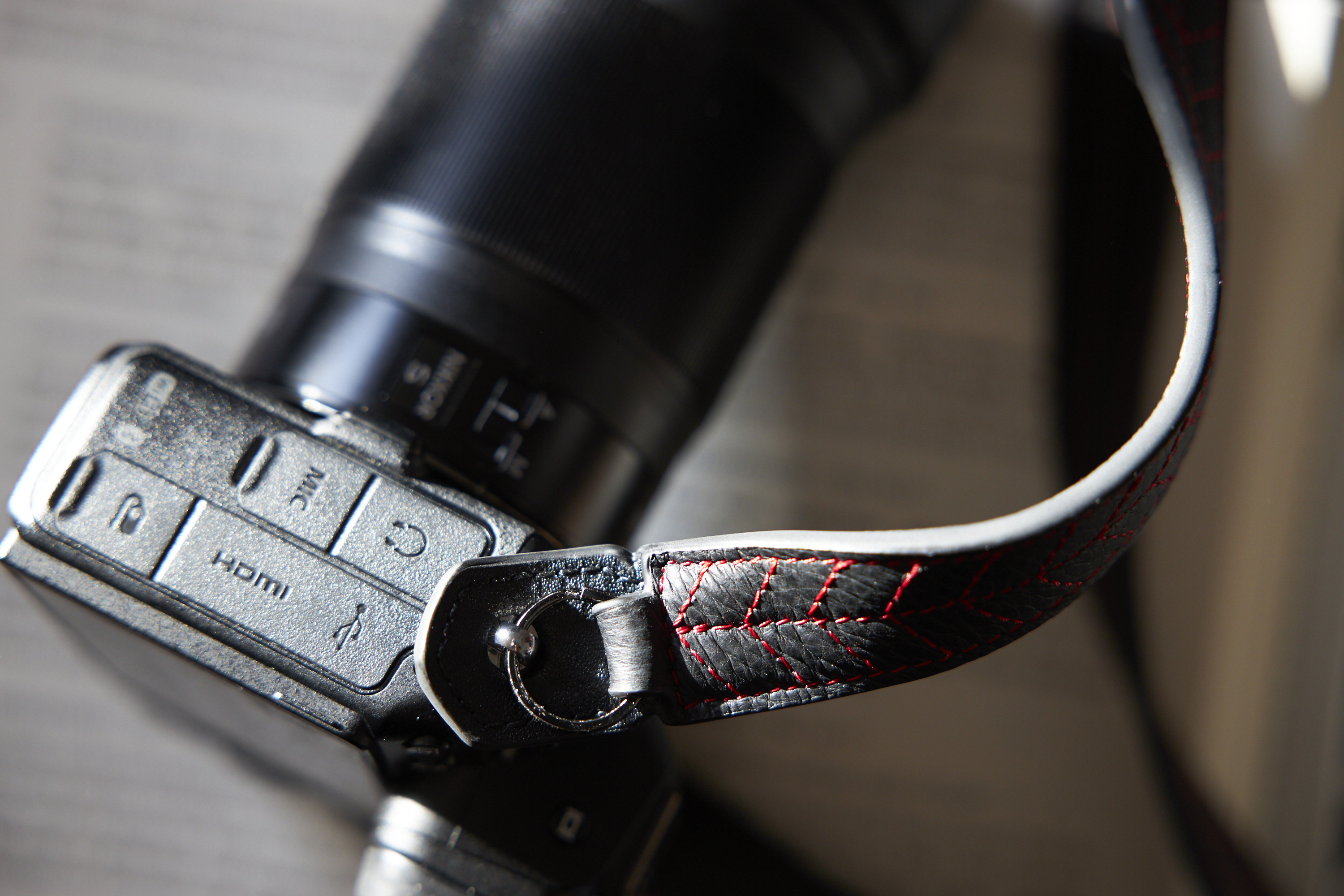 Review: Vi Vante Tread Classic Camera Strap (This Should be Standard)