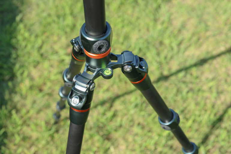 Who Knew Tripods Could Be Cool? The 3 Legged Thing Ray Tripod Is