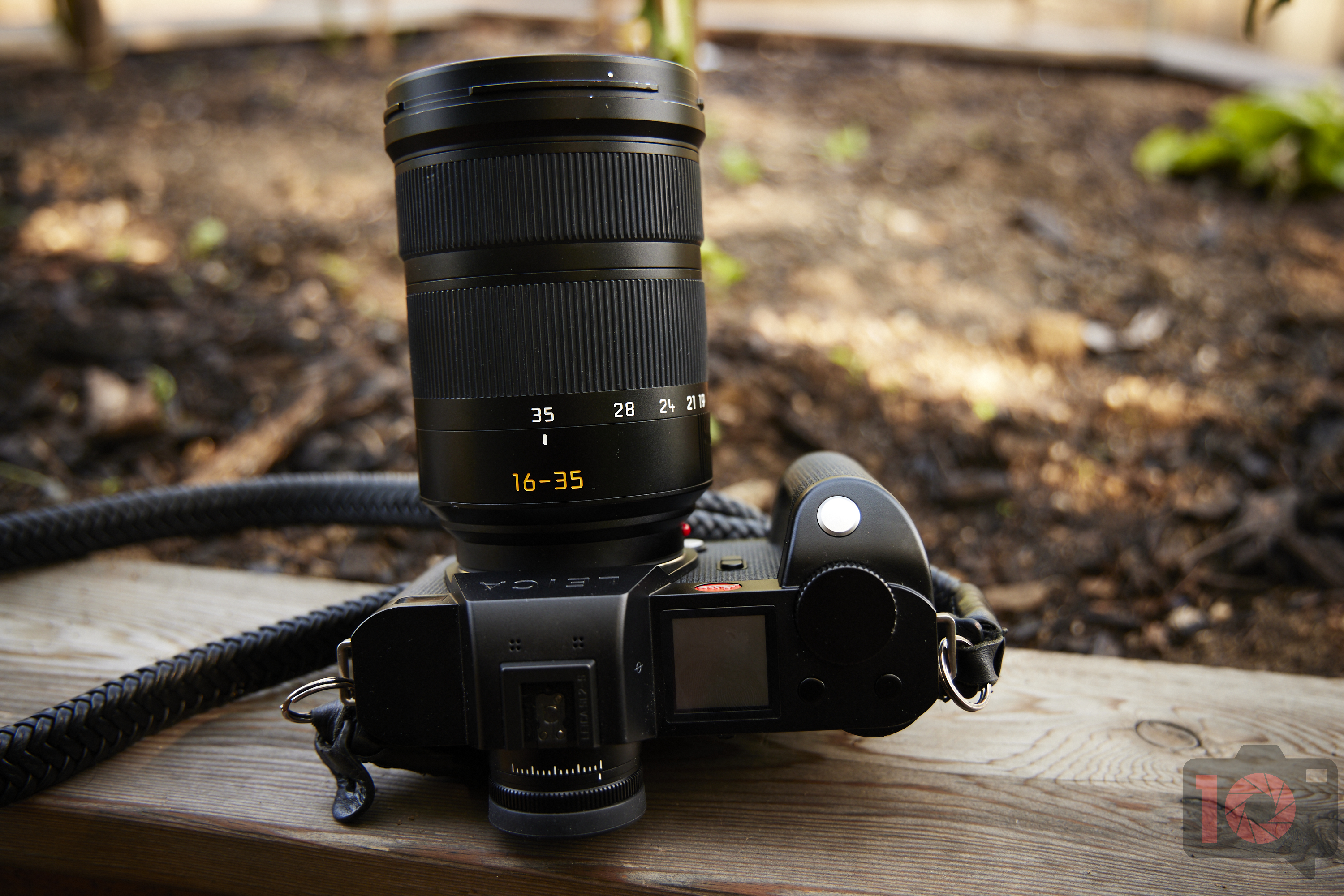 Chris Gampat The Phoblographer Leica 16-35mm f3.5-4 SL Review product images 41-200s400 5
