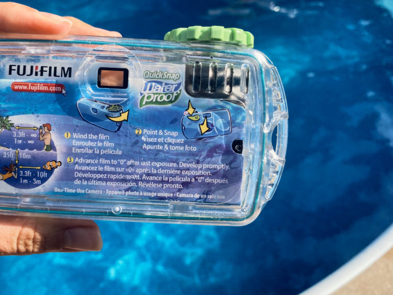 Fujifilm QuickSnap Waterproof : r/FrutigerAero