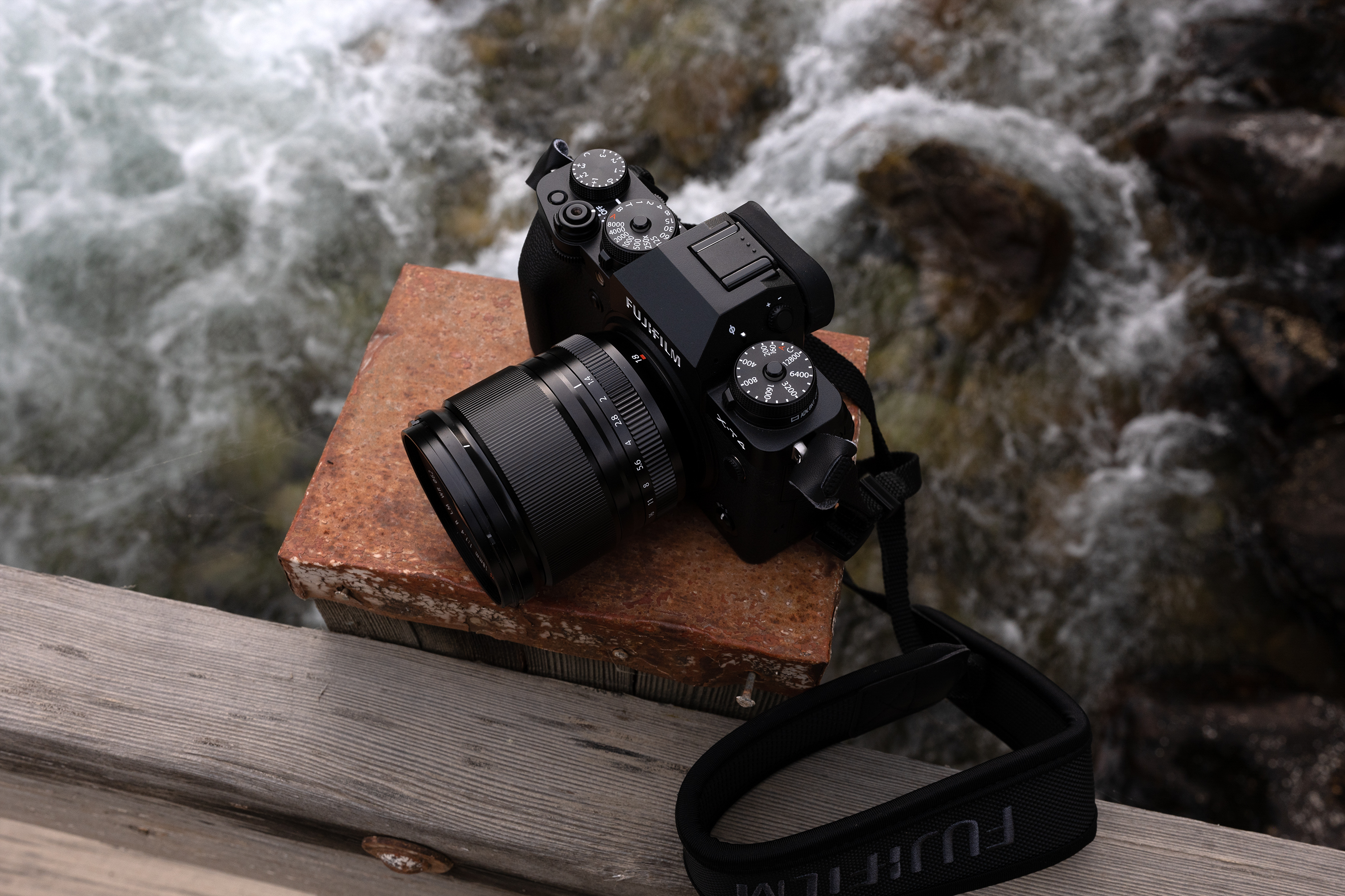 Deuk Tegenhanger wakker worden Want the Best Fujifilm Lens for Travel? Here Are 3 We Recommend
