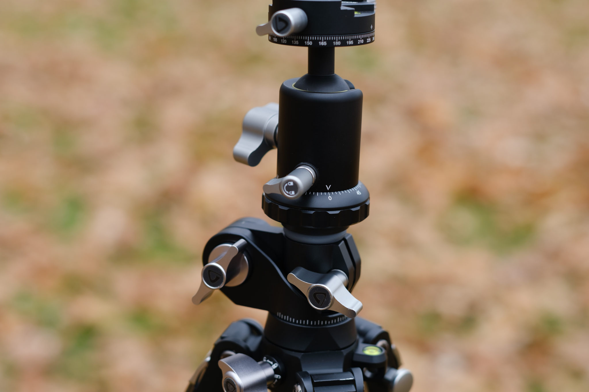 Versatile and Practical Vanguard Veo 3T+ 264CB Carbon Review