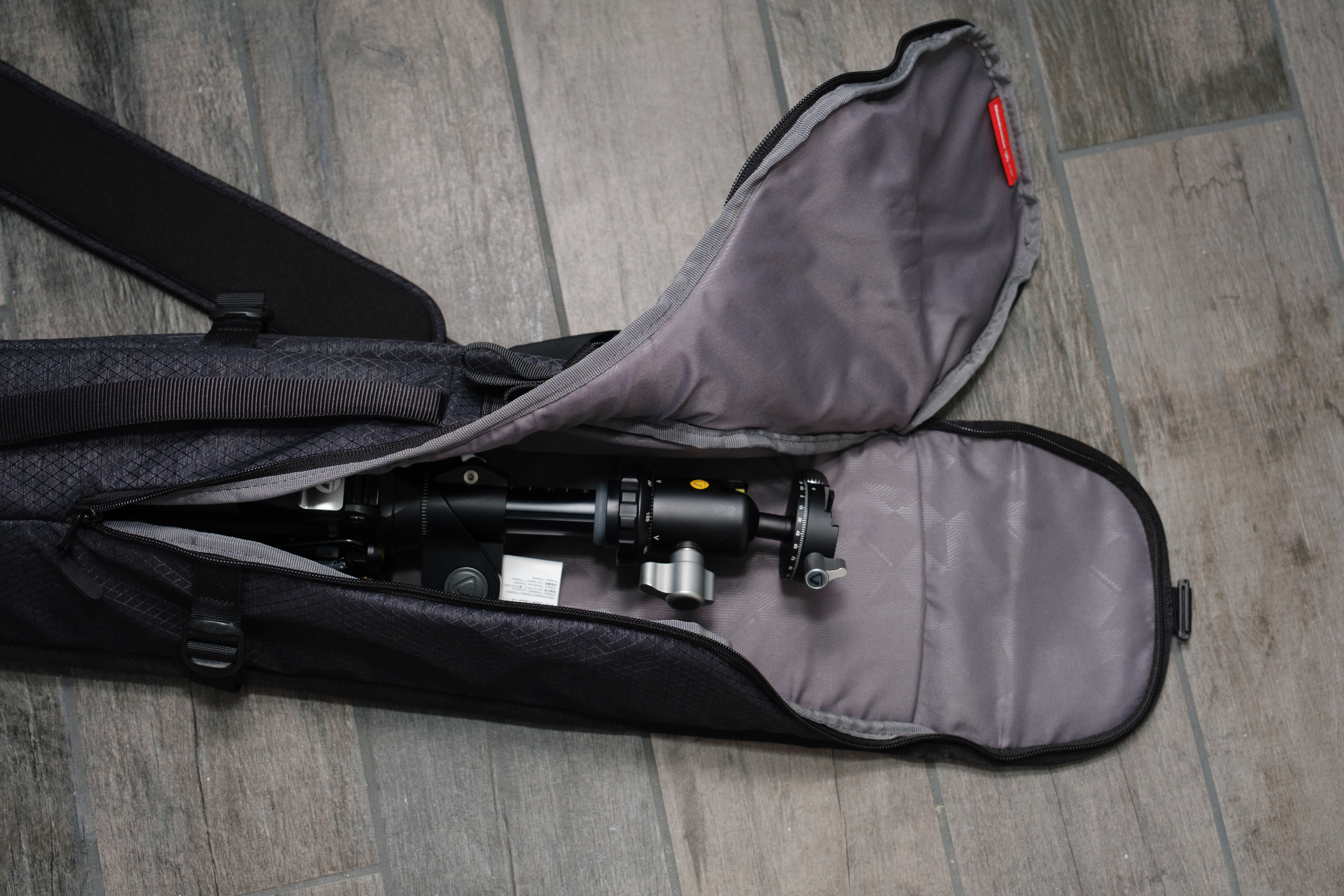 Hillary Grigonis The Phoblographer Manfrotto Pro Light Tough Tripod Bag Review-0153
