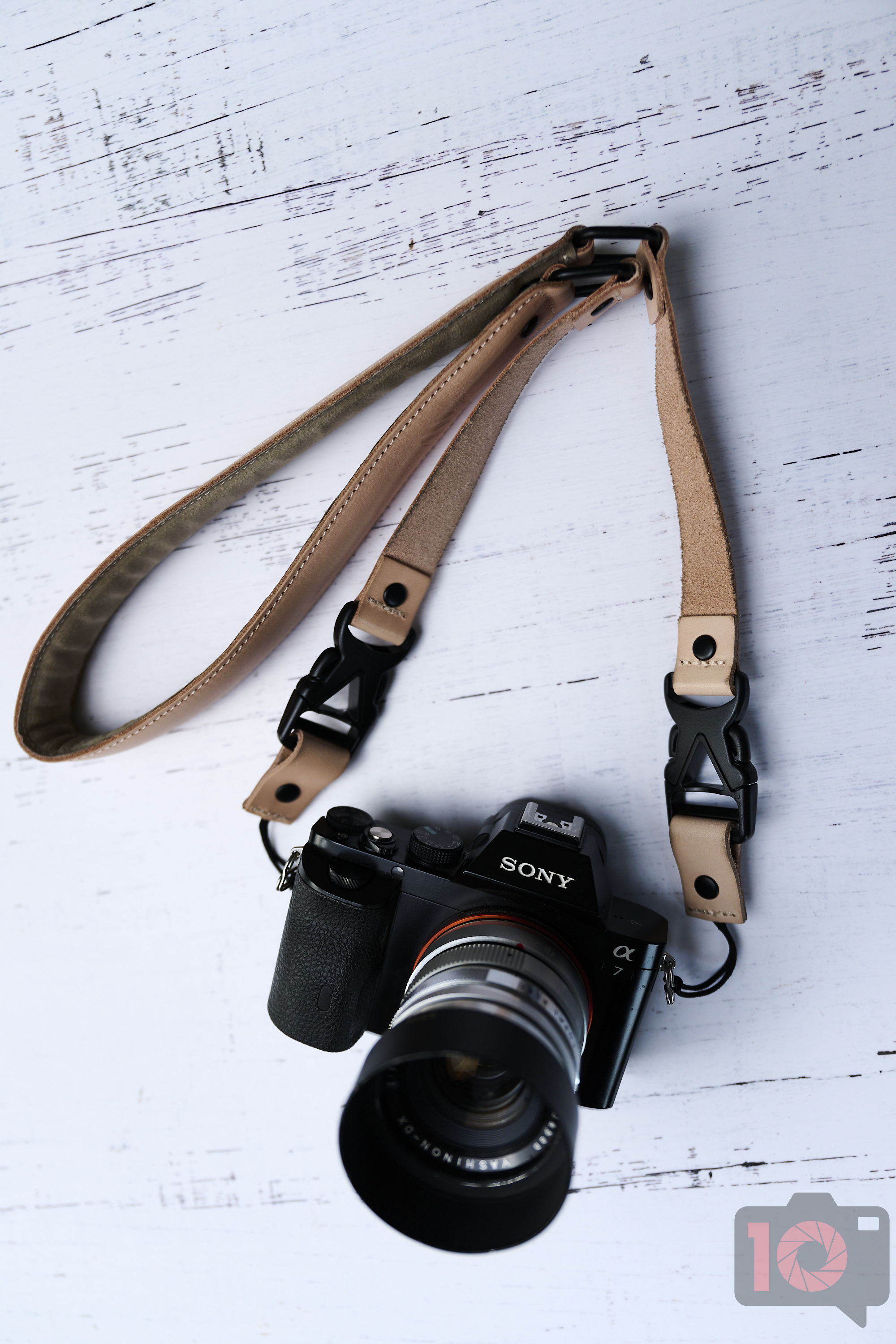 Chris Gampat The Phoblographer Langly Leather Camera Strap product images 2.81-125s400