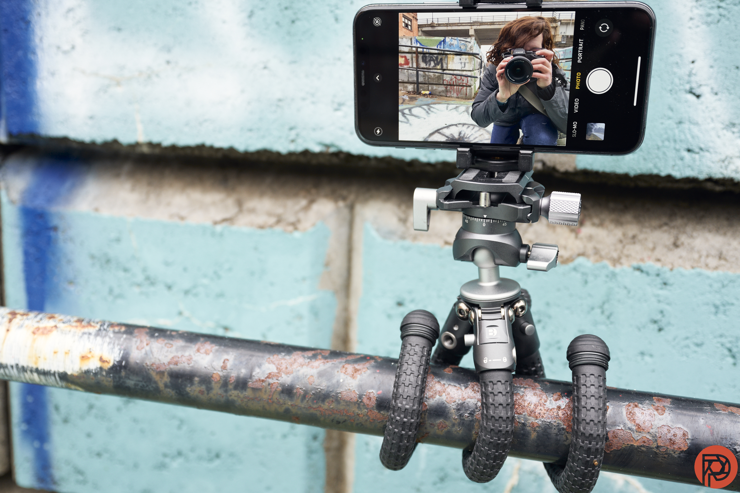 This Is the Revolutionary Spiderman of Tripods: Benro Tablepod Flex Review