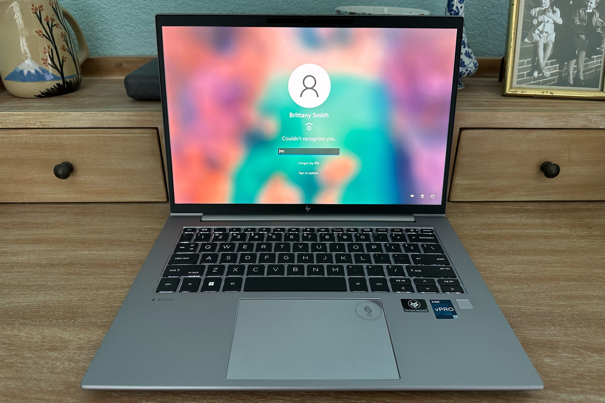 Beautiful Display! HP ZBook Firefly G9 14