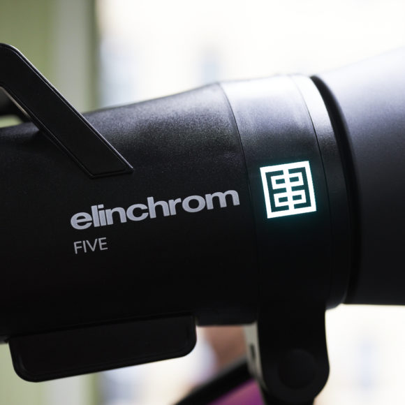 Chris Gampat The Phoblographer Elinchrom 5 review product images 21-100s800