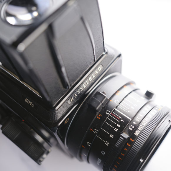 Chris Gampat The Phoblographer Hasselblad 501C review product images 21-125s400 4