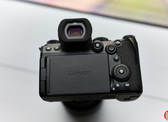 Chris Gampat The Phoblographer Panasonic S5 II first impressions product images 2.81-320s400