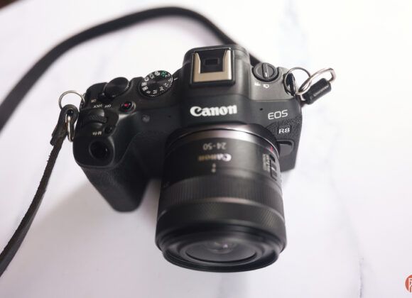 Chris Gampat The Phoblographer Canon EOS R8 review product images 21-320s400 1
