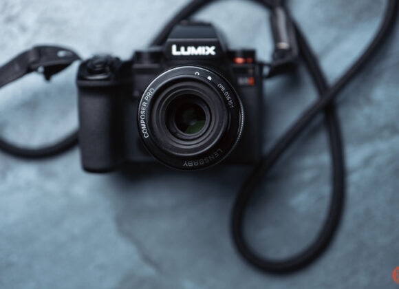 Chris Gampat The Phoblographer Lensbaby Double Optic II review product images 1.81-250s400 1