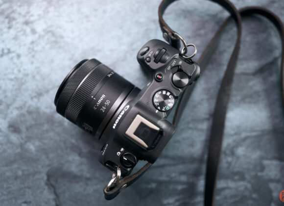 Chris Gampat The Phoblographer Canon EOS R8 review product images 21-320s400 1