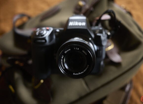 Chris Gampat The Phoblographer Artralab 35mm f1.4 nonikkor review product images straight 21-160s1600