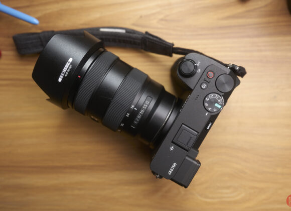 Chris Gampat The Phoblographer Sony a6700 review product images 2.81-250s200 3
