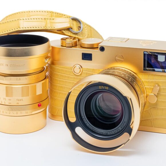gold-plated-Leica-M10-P-Royal-Thai-limited-edition-camera-1-1536x1024